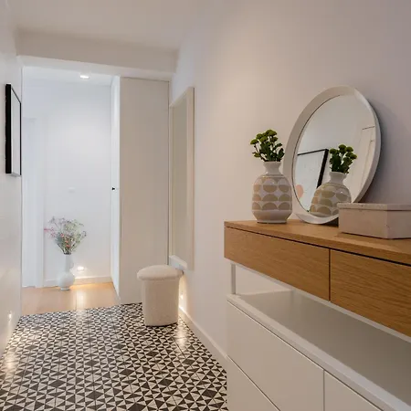 M16 - By Jwpm Appartement